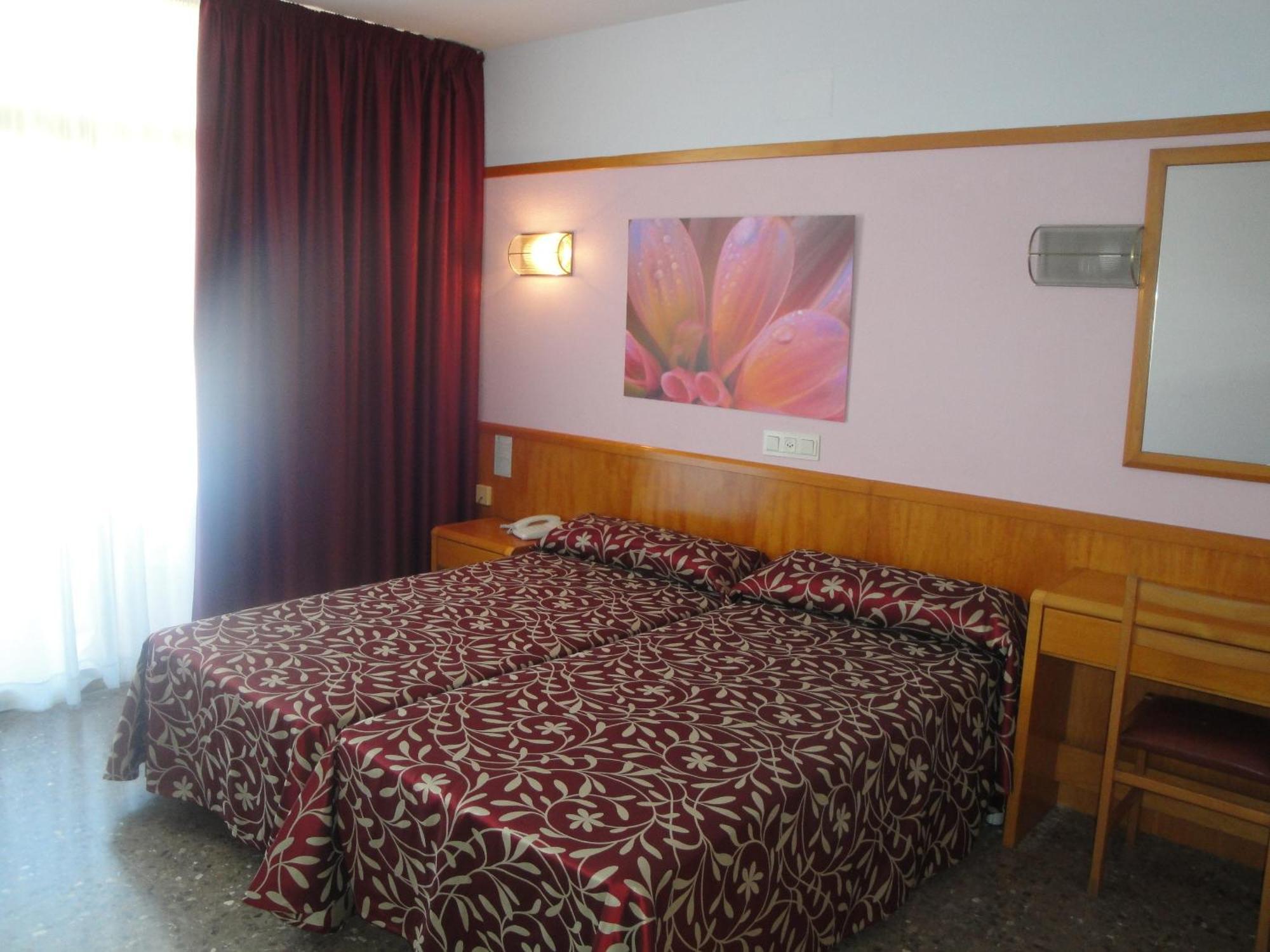 Hotel Esplendid 블랑스 외부 사진